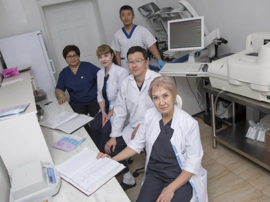 The Sapat Lab laboratory team in Bishkek